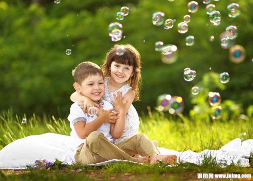 過早識字的危害父母知道嗎?盤點孩子各年齡適合學什么