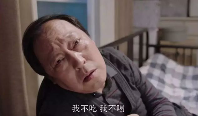 母親不讓女兒上大學巨嬰媽媽對孩子影響?巨嬰父母的表現如何