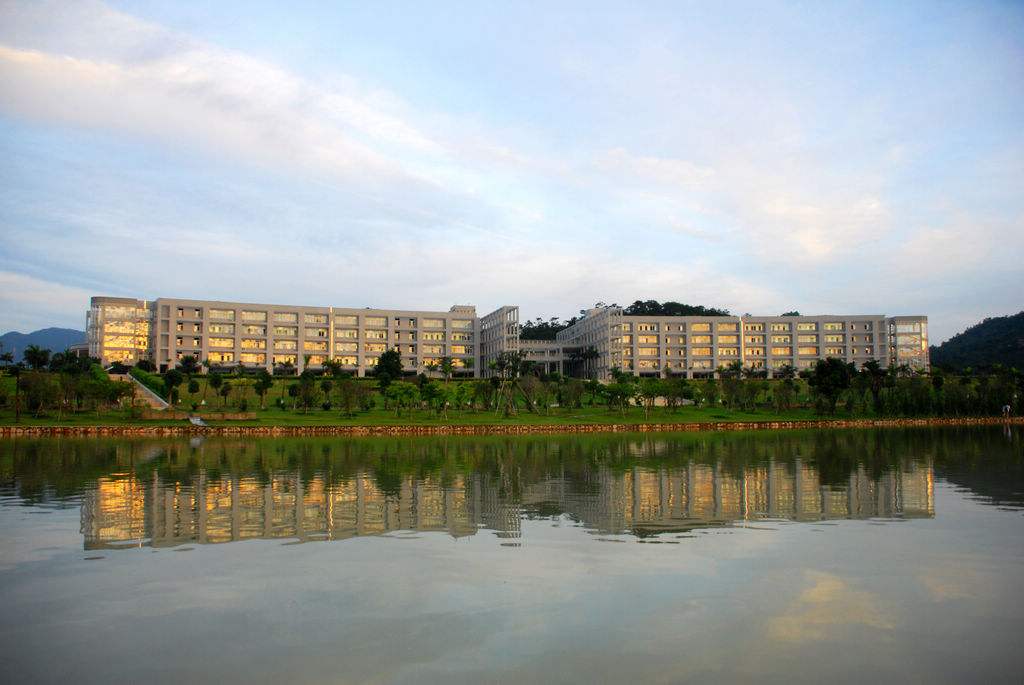 北京理工大學是985嗎?排名第幾?實力如何?宿舍條件怎么樣?