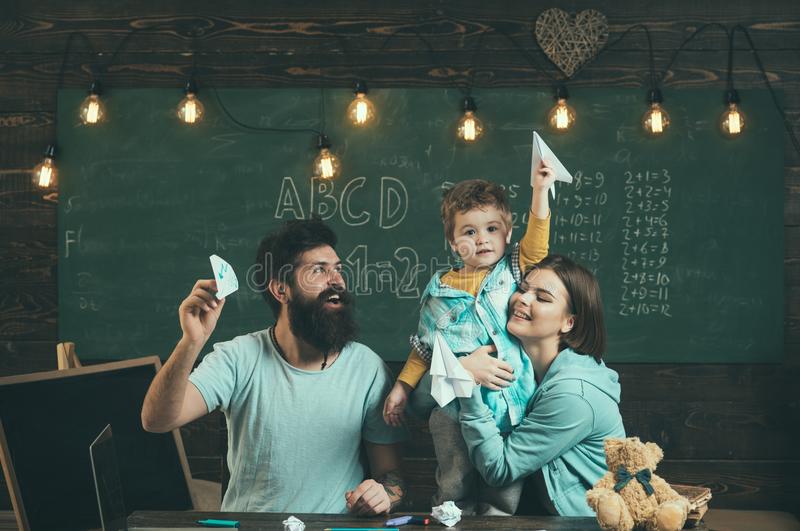 如何改善家庭親子關系試試這5招?叛逆期如何搞好親子關系