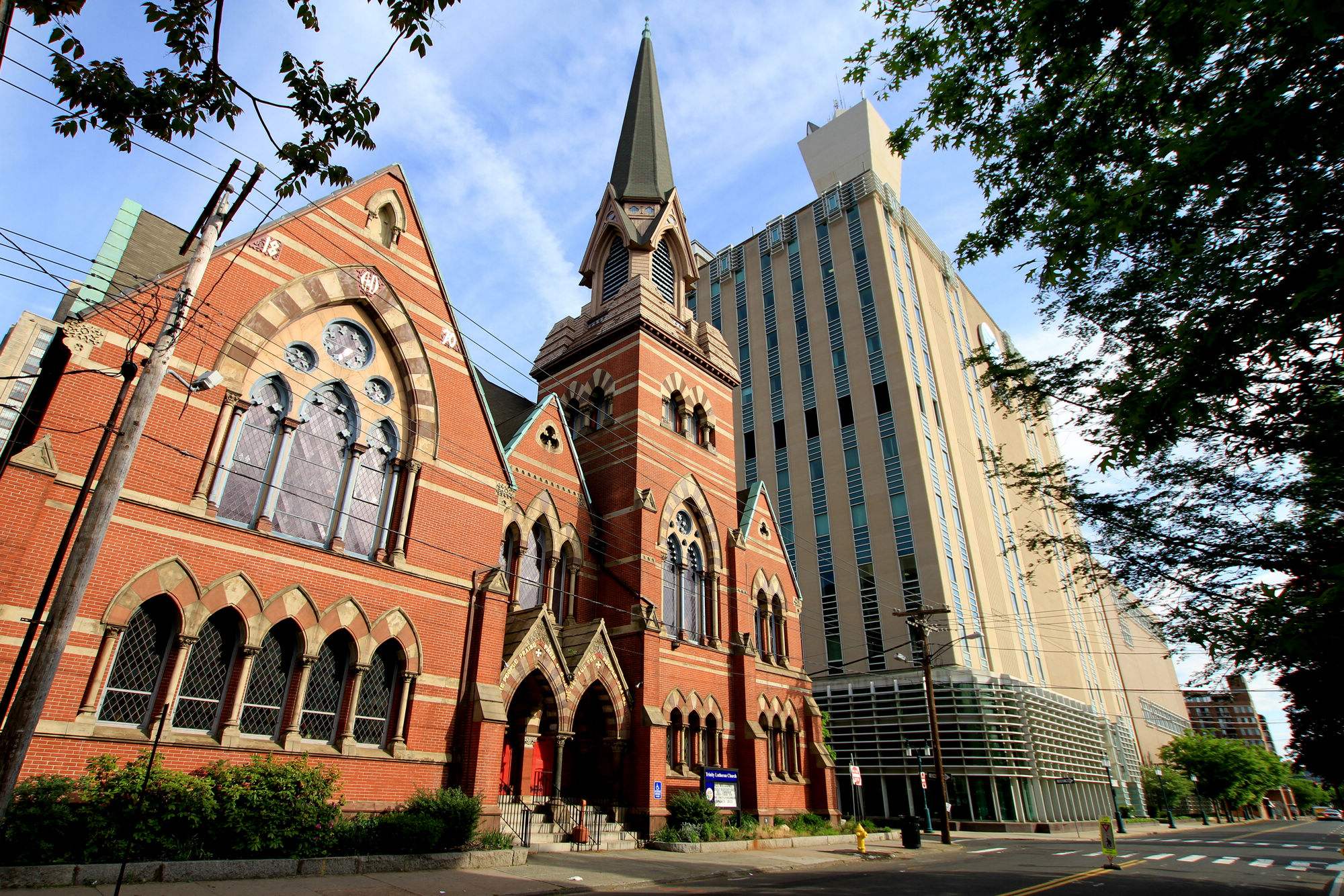 耶魯大學和清華哪個好?在中國的錄取率高嗎?優勢專業有哪些?