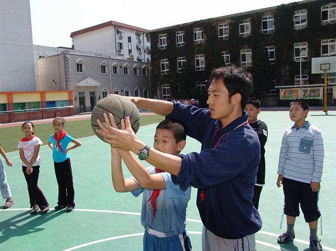 男生適合讀師范大學嗎前途如何?選師范大學在其他省容易就業嗎