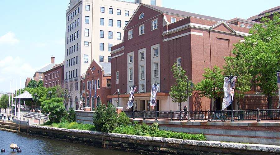 羅德島設計學院世界排名第幾?申請條件有哪些?學費一年多少?